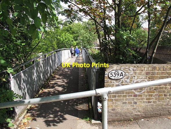 Photo 6"x4" Railway footbridge, Vanbrugh Hill Greenwich\/TQ3977 c2011