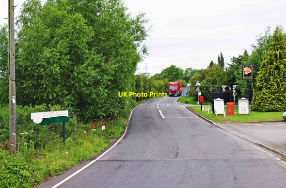 Photo 6"x4" The A415 (Kingston Road) at Newbridge looking northwest Newbridge\/SP4001 c2011