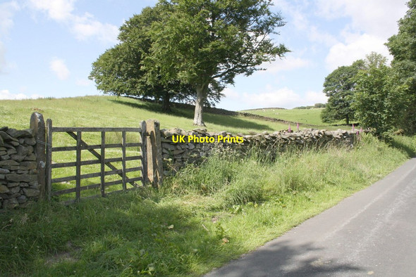 Photo 6"x4" Gateway to field on Fell Road Kirkby Lonsdale c2011