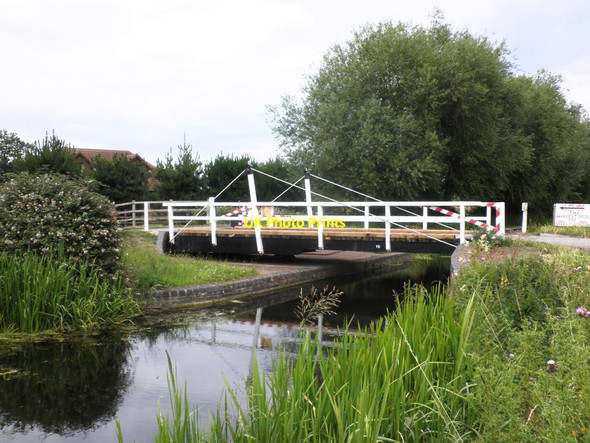 Photo 6"x4" Swing bridge, at North Newton North Newton\/ST3031 c2011