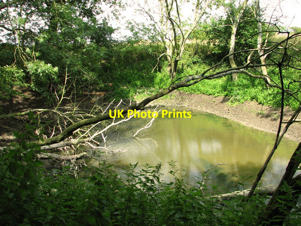 Photo 6"x4" Pond in Copper Covert, Wrentham West End\/TM4683 c2011