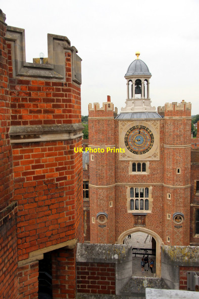 Photo 6"x4" Clock, Hampton Court Palace, Surrey Surbiton c2011