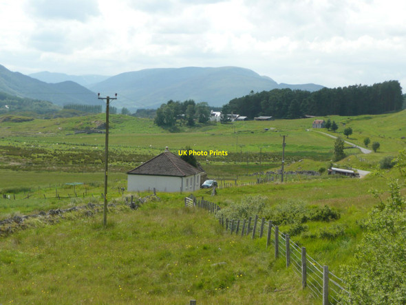 Photo 6"x4" Cottage on the road to Blargie Gergask c2011