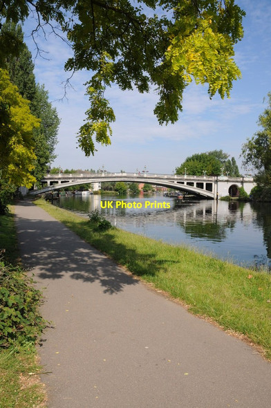 Photo 6"x4" Reading Bridge and River Thames Reading c2011