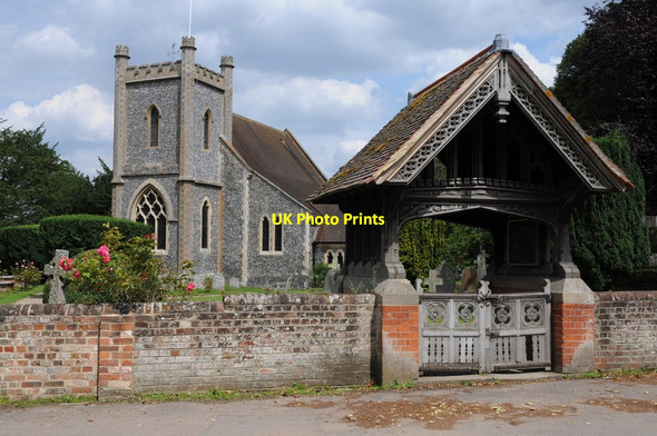 Photo 6"x4" Remenham church Henley-on-Thames c2011
