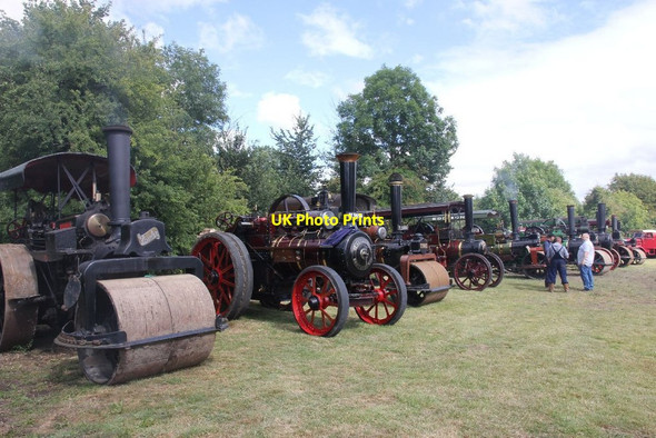 Photo 6"x4" A line of Steam Cholsey c2011