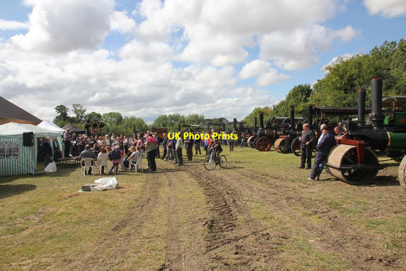 Photo 6"x4" Crowd at the tent Cholsey c2011