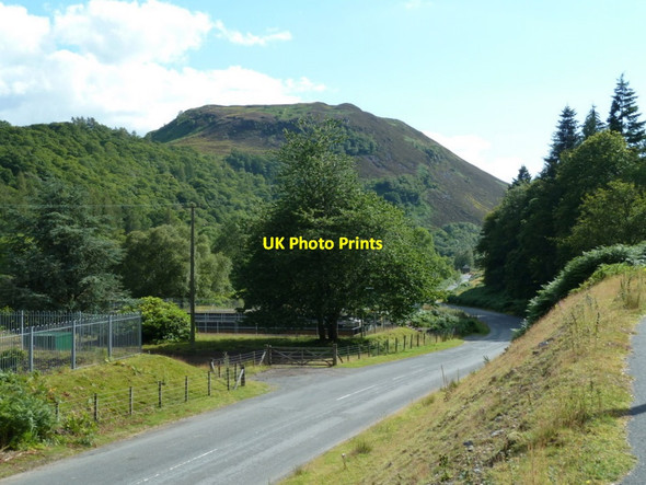 Photo 6"x4" Elan valley scene Elan Village c2011