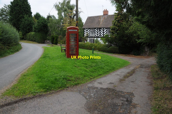 Photo 6"x4" The village of Boraston Boraston c2011