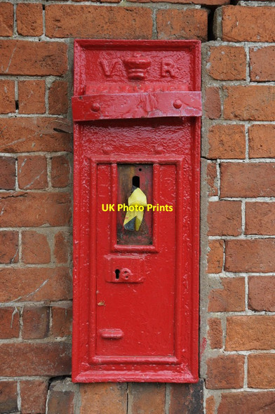 Photo 6"x4" Victorian letterbox Boraston Dale c2011
