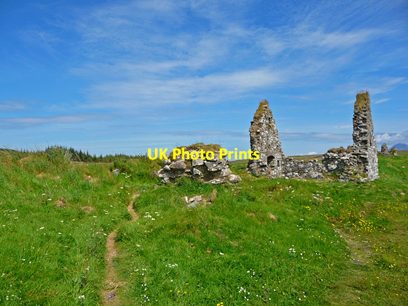 Photo 6"x4" Finlaggan, seat of The Lords of the Isles Ballygrant c2011