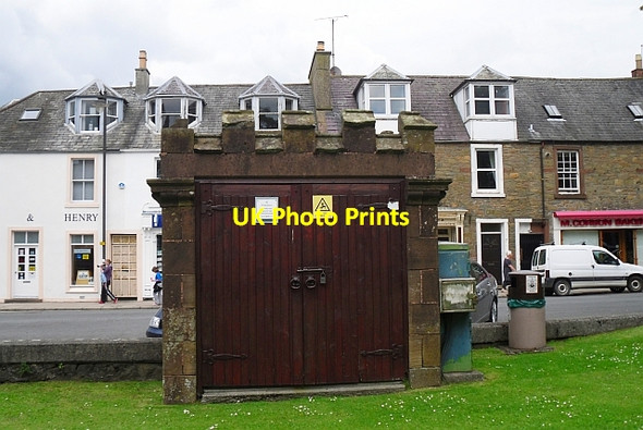 Photo 6"x4" Castellated electricity substation Kirkcudbright c2011
