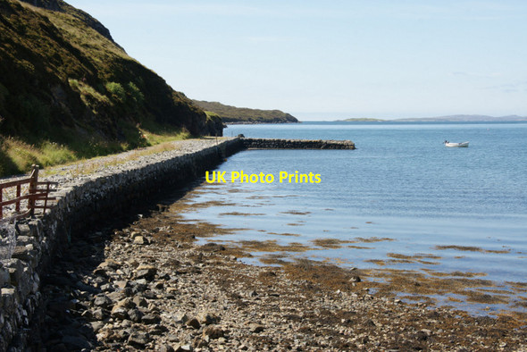 Photo 6"x4" The old pier at the end of Old Pier Road, Tarbert (An Tairbeart) Taobh Siar c2011