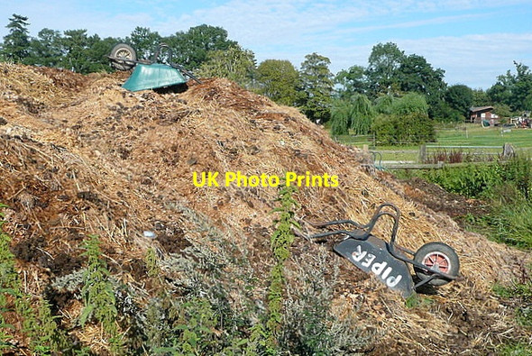 Photo 6"x4" Rosehill riding stables Dunsden Green c2011