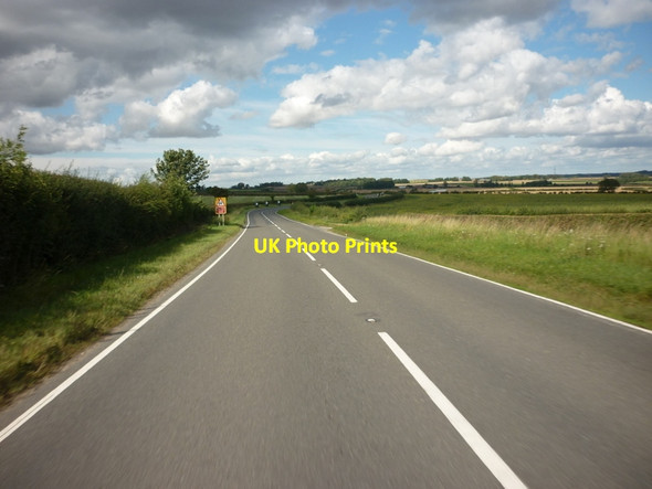 Photo 6"x4" The B1225, High Street to the north of Baumber Great Sturton c2011