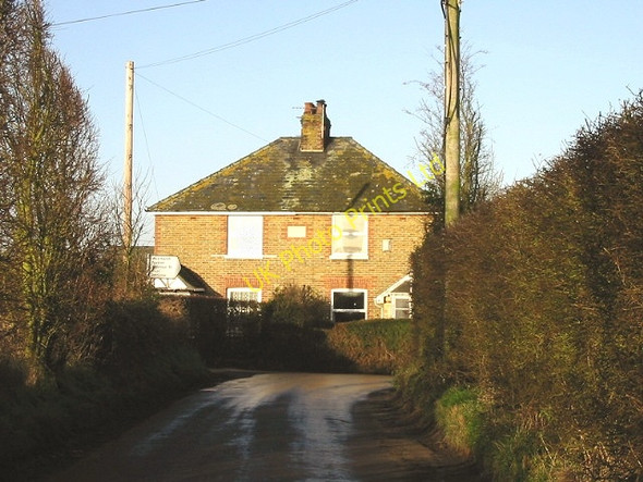 Photo 6"x4" House on Knell Lane at junction with road from Goldstone. Paramour Street c2007