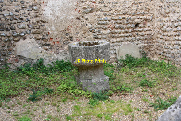 Photo 6"x4" Mannington Church Ruin - Font Itteringham c2011