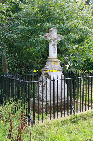 Photo 6"x4" Mannington Church - Churchyard Itteringham c2011