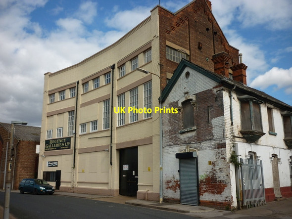 Photo 6"x4" Regency Galleries Ltd on Wincolmlee Kingston upon Hull c2011