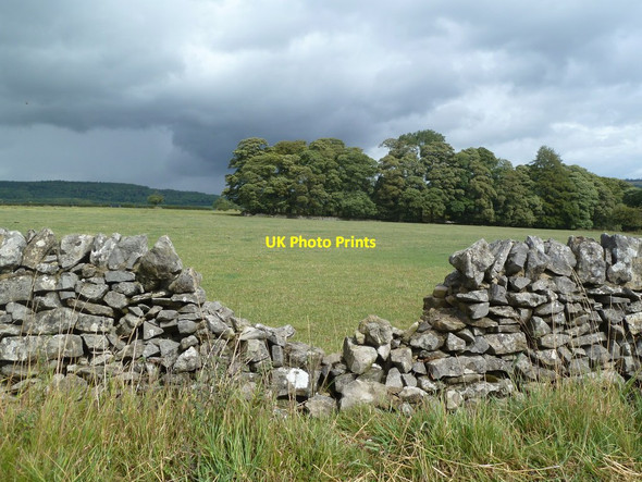 Photo 6"x4" A hole in the wall Alport\/SK2264 c2011