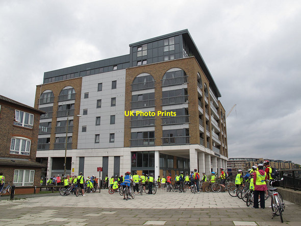 Photo 6"x4" Cyclists gathering for the Skyride Greenwich\/TQ3977 c2011