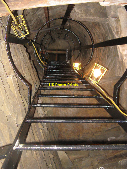 Photo 6"x4" Green Moor Well Stocksbridge c2011