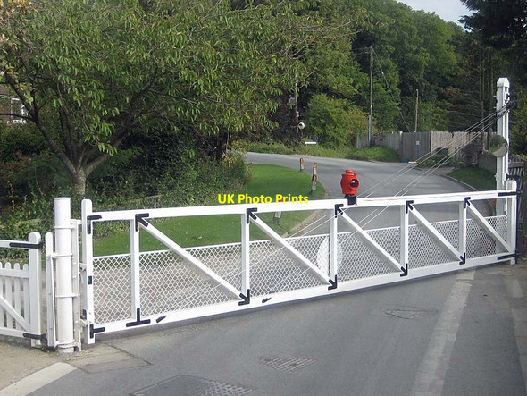 Photo 6"x4" New Bridge level crossing Pickering\/SE7984 c2011