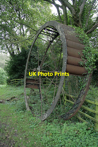 Photo 6"x4" An old wheel at Park of Tongland Farm Tongland c2011