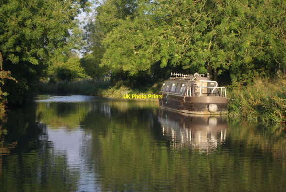 Photo 6"x4" Kennet & Avon Canal near Devizes Marina Devizes c2011