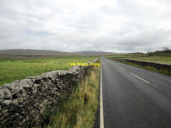 Photo 6"x4" The B6255 below Scar Close Chapel-le-Dale c2011