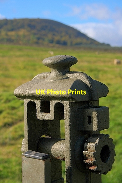 Photo 6"x4" Fence Post Beckces c2011