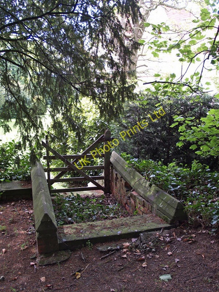 Photo 6"x4" Saxby All Saints - Private Entrance Saxby All Saints c2006