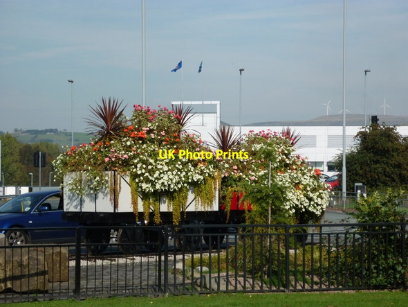 Photo 6"x4" A floral display on Jubilee Way, Bury Bury\/SD8010 c2011