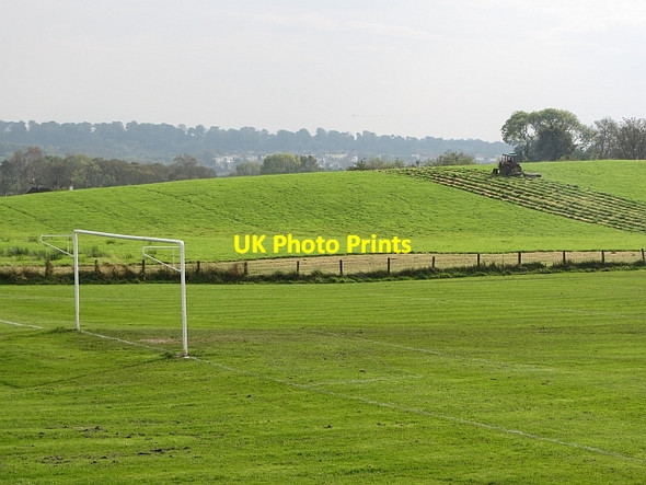 Photo 6"x4" Mowing grass Kilsyth c2011
