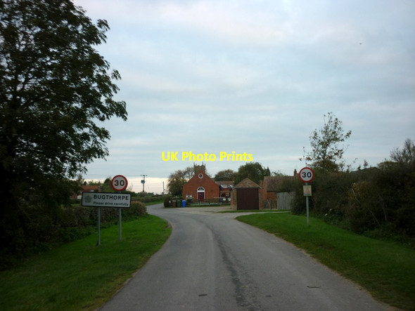 Photo 6"x4" Entering Bugthorpe, East Yorkshire Bugthorpe c2011