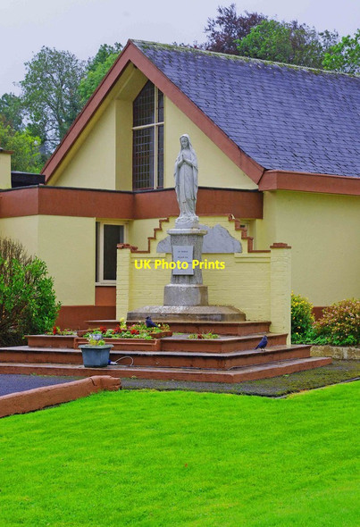 Photo 6"x4" St. Thomas' Church - statue of the Virgin Mary, Bridgetown Bridgetown\/R6467 c2011