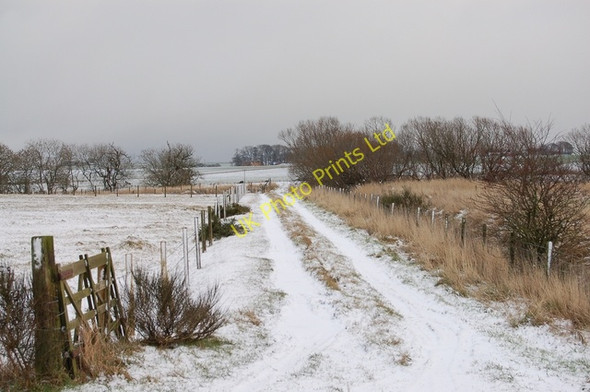 Photo 6"x4" Snowy track to Mill of Fiddes Tipperty\/NJ9626 c2007