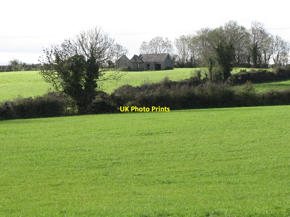 Photo 6"x4" Disused farm buildings west of Drumgreenagh Road Milltown\/J1436 c2011