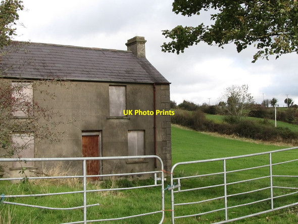 Photo 6"x4" A derelict farmhouse adjacent to Barnmeen Church Rathfriland c2011
