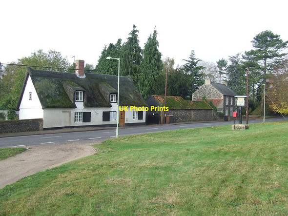 Photo 6"x4" Old Cottages Icklingham c2011