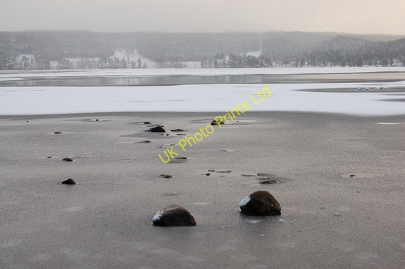 Photo 6"x4" Ice on Loch Morlich Loch Morlich c2007