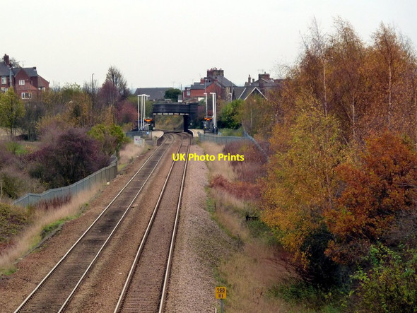 Photo 6"x4" Railway line at Elsecar Station Hoyland c2011