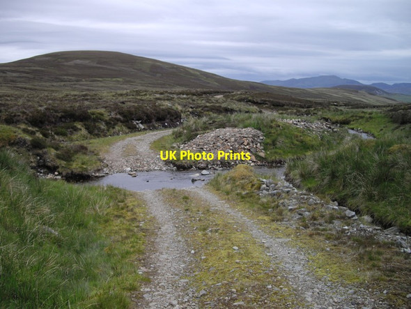 Photo 6"x4" Ford on the Allt Slanaidh Elrig\/NN8772 c2011