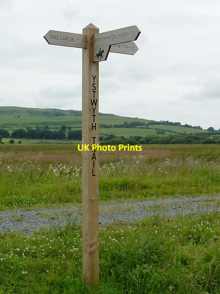 Photo 6"x4" New signpost on the dismantled railway near Ystradmeurig Swyddffynnon c2011