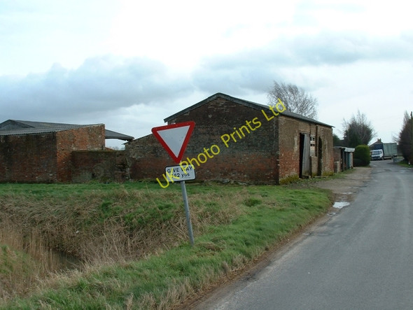 Photo 6"x4" Old barns, Station Road, Walpole Cross Keys Walpole Cross Keys c2007