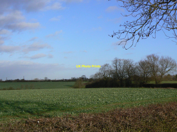 Photo 6"x4" Burton Wolds Six Hills c2011