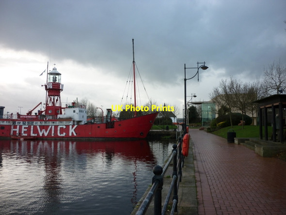 Photo 6"x4" Helwick & Waterguard Cardiff\/Caerdydd c2011