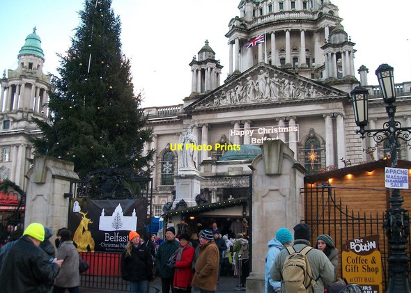 Photo 6"x4" The main gate of Belfast City Hall Belfast c2011