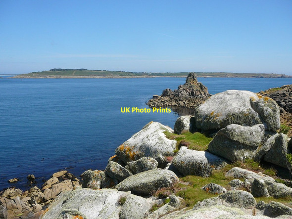 Photo 6"x4" View towards Kittern Rock, Gugh Hugh Town c2011