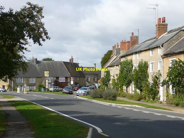 Photo 6"x4" Main road through Aynho Aynho c2011